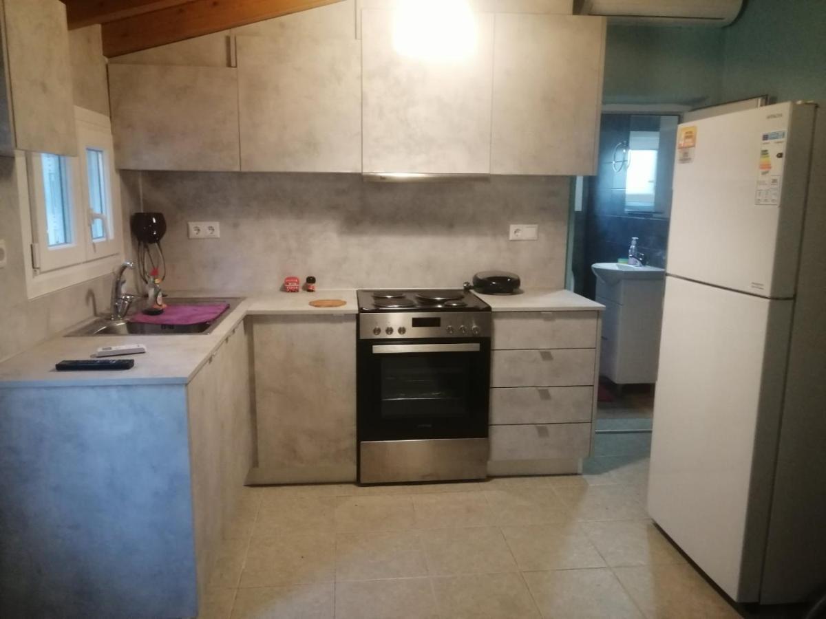Sofia Apartments Сивота Экстерьер фото