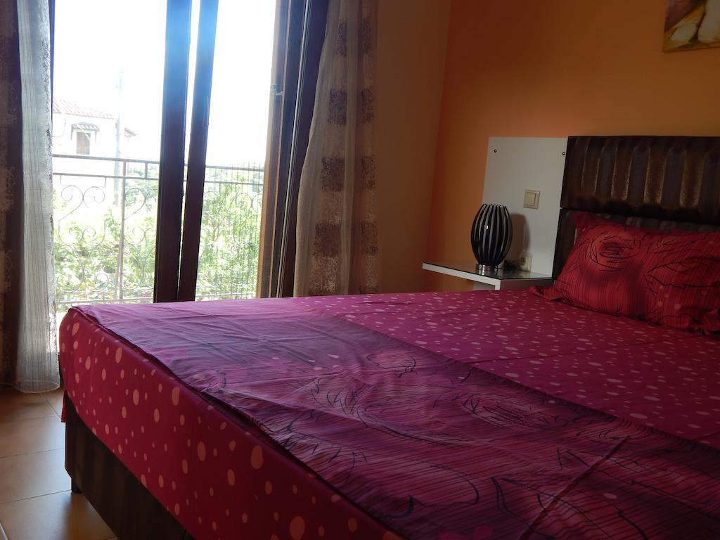 Sofia Apartments Сивота Экстерьер фото