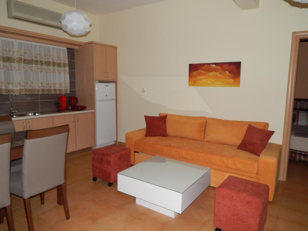 Sofia Apartments Сивота Экстерьер фото