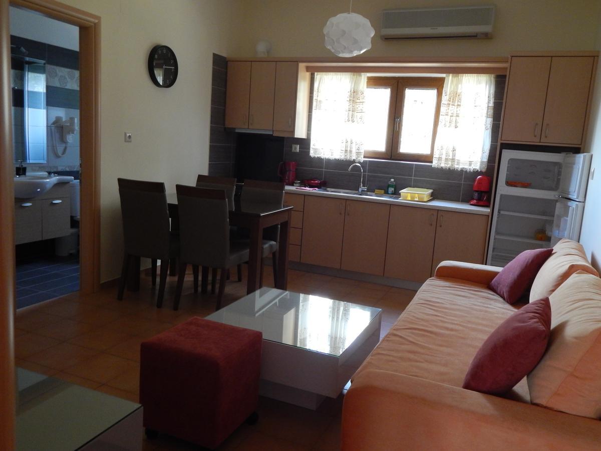 Sofia Apartments Сивота Экстерьер фото